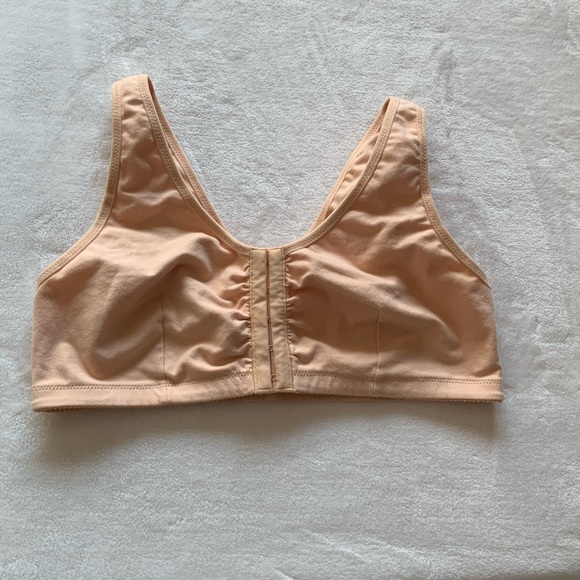 AMOENA Frances Wire-Free Front Closure Bra 2128 - Nude - Picture 5 of 12